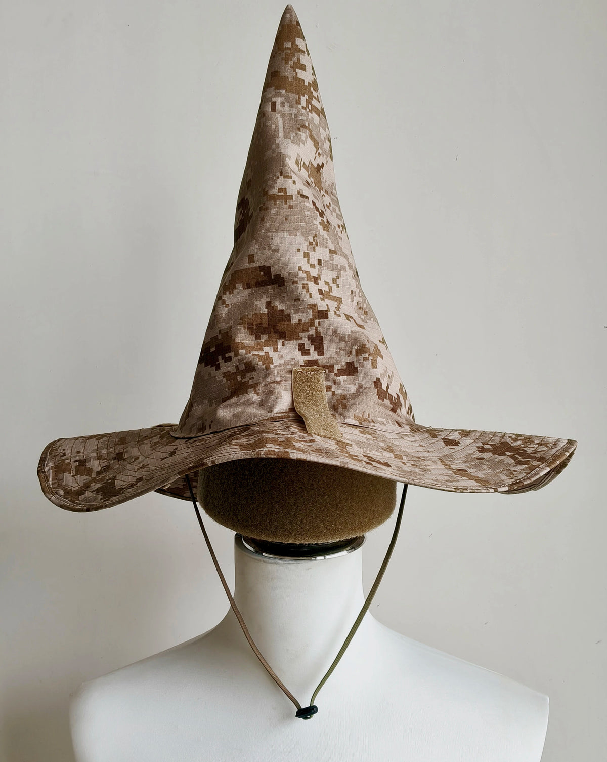 Tactical Camouflage Magic Hat Airsoft Wide-Brimmed Sun Hat Men's Outdoor Sports Boonie Camo Hat CS Halloween Cosplay Equipment