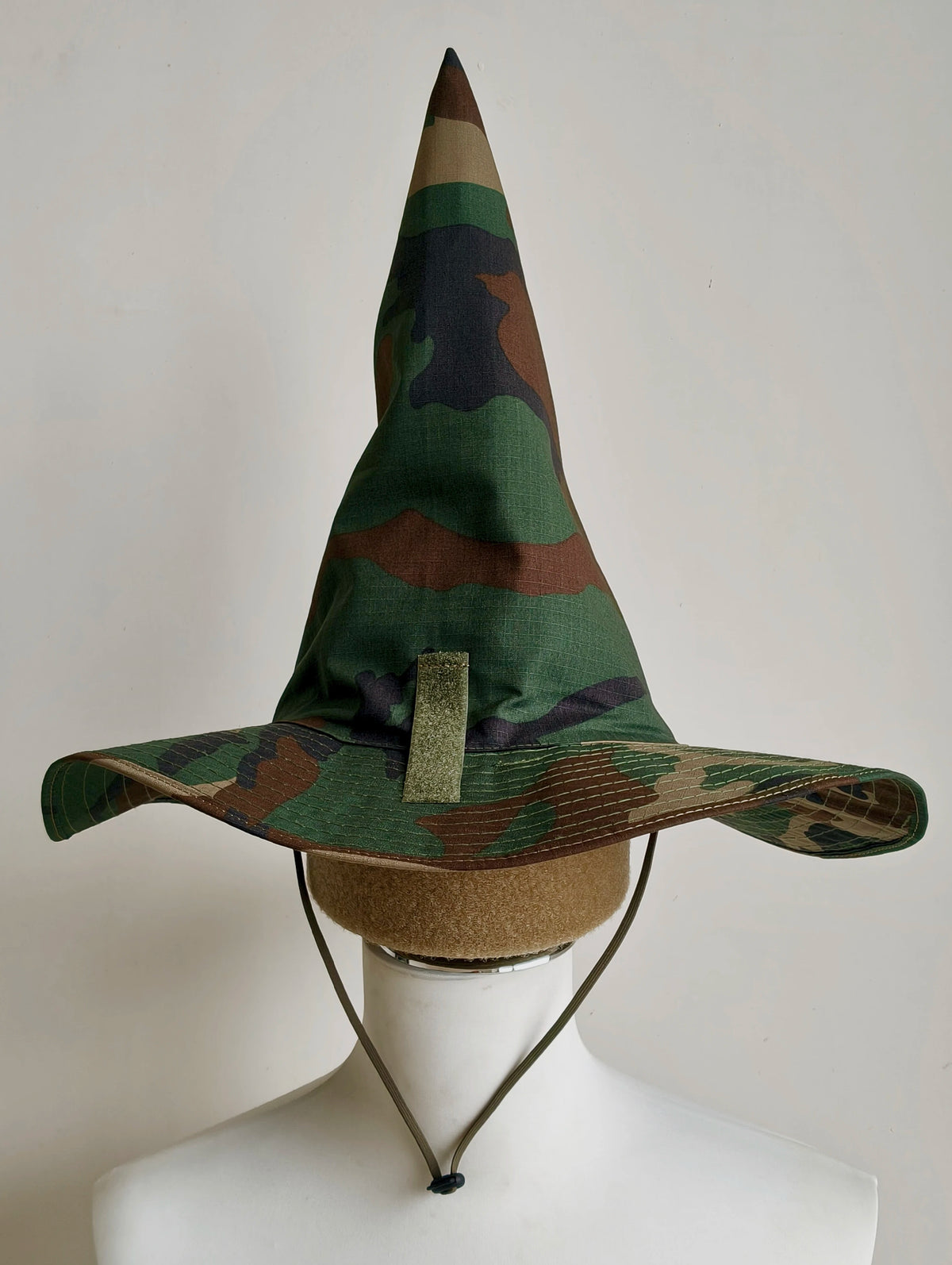 Tactical Camouflage Magic Hat Airsoft Wide-Brimmed Sun Hat Men's Outdoor Sports Boonie Camo Hat CS Halloween Cosplay Equipment
